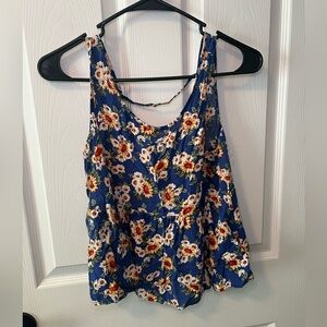 Forever 21 Spaghetti Strap Top Size Medium